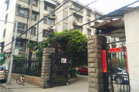 龙都诚通·香榭里3室2厅1卫75万123m2出售